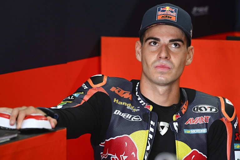 Augusto Fernández führt vor Valencia die Moto2-WM an