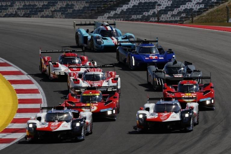 Ganz vorne: Die beiden Toyota GR010 Hybrid