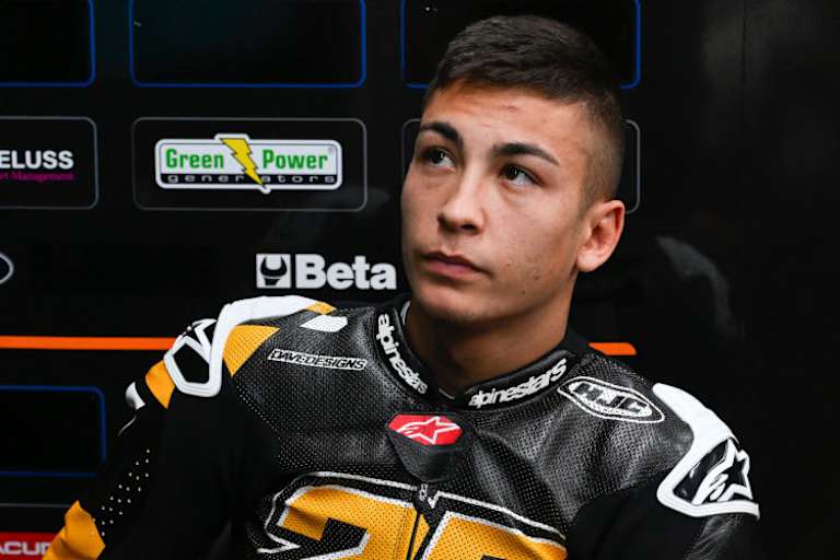 Raúl Fernández in der RNF-Box