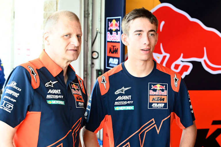 Aki Ajo mit seinem Schützling Pedro Acosta