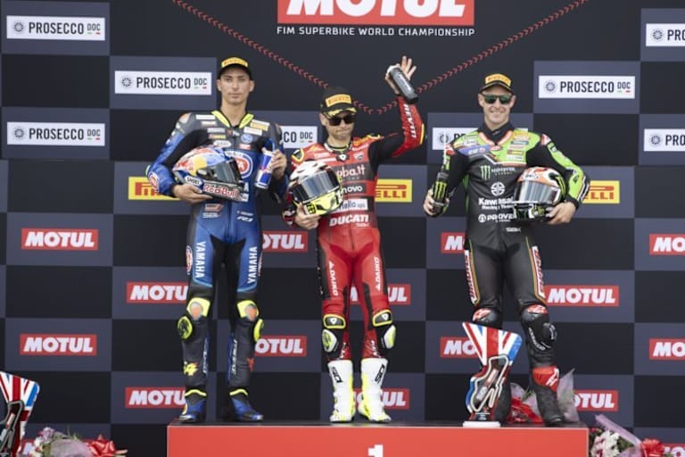 Toprak Razgatlioglu, Alvaro Bautista und Jonathan Rea (v.l.)
