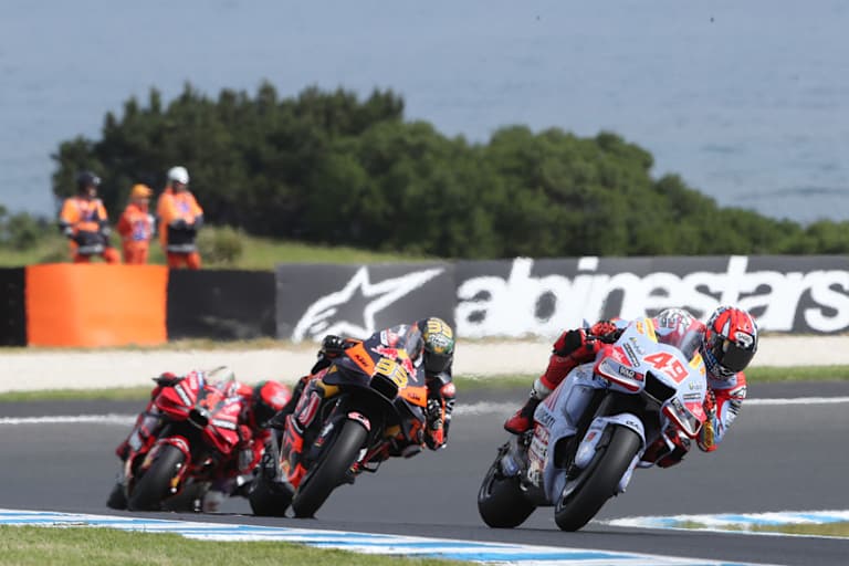 Der Italiener setzte sich unter anderen gegen Brad Binder (KTM) durch