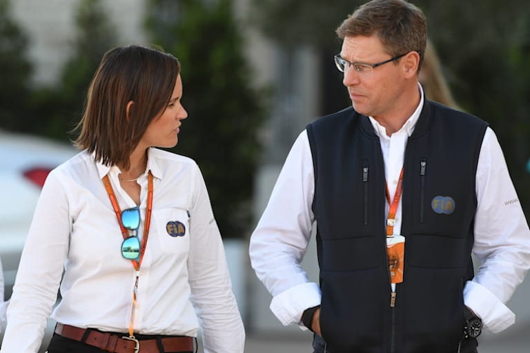 Silvia Bellot mit Safety-Car-Fahrer Bernd Mayländer