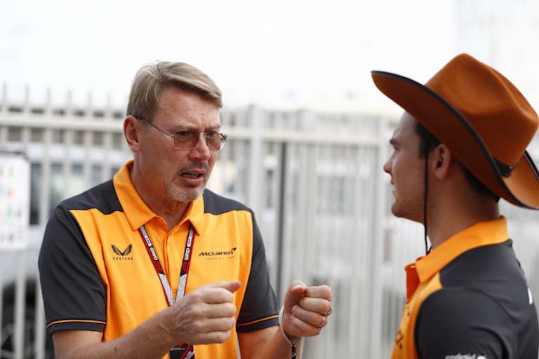 Mika Häkkinen (links)