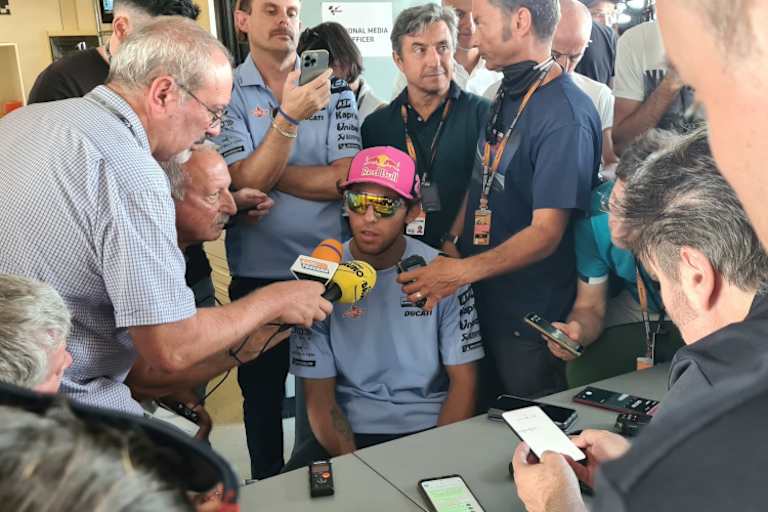 Der begehrteste Gesprächspartner am Freitag: Enea Bastianini