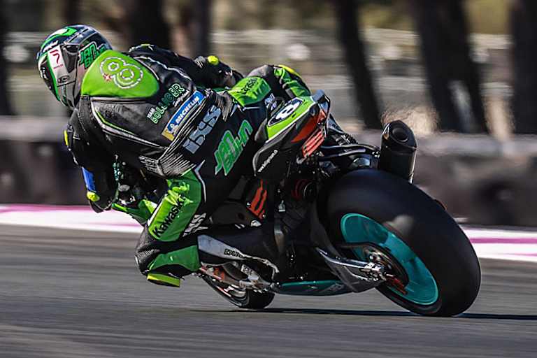 Jan Bühn gibt der Bolliger-Kawasaki die Sporen