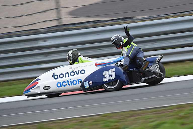 Sattler/Schmidt holen sich den zweiten Titel in Folge