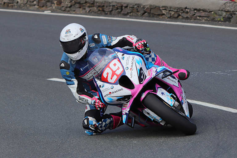 David Datzer ist in Finnland ein weiterer Gastfahrer