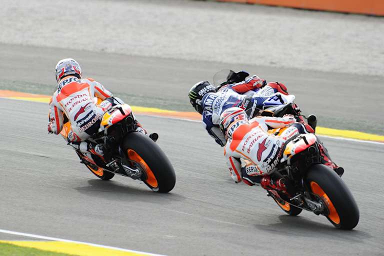 Pedrosa vor Lorenzo und Márquez 2013 in Valencia