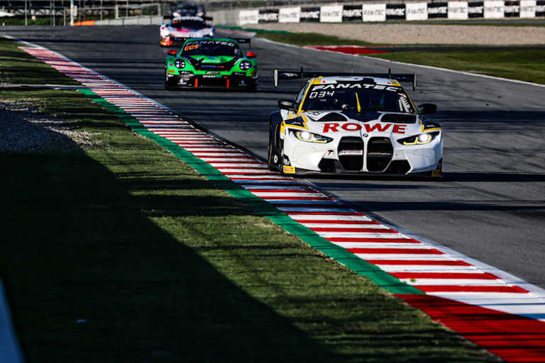 18 Punkte Rückstand haben Philipp Eng, Marco Wittmann und Nick Yelloly im ROWE Racing BMW M4 GT3