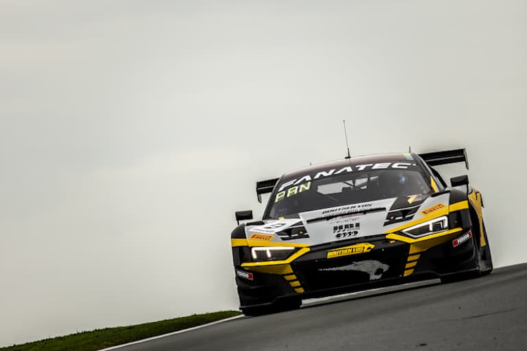 Tabellenführer im Gold Cup: Alberto di Folco und Aurélien Panis im Boutsen VDS Audi R8 LMS GT3