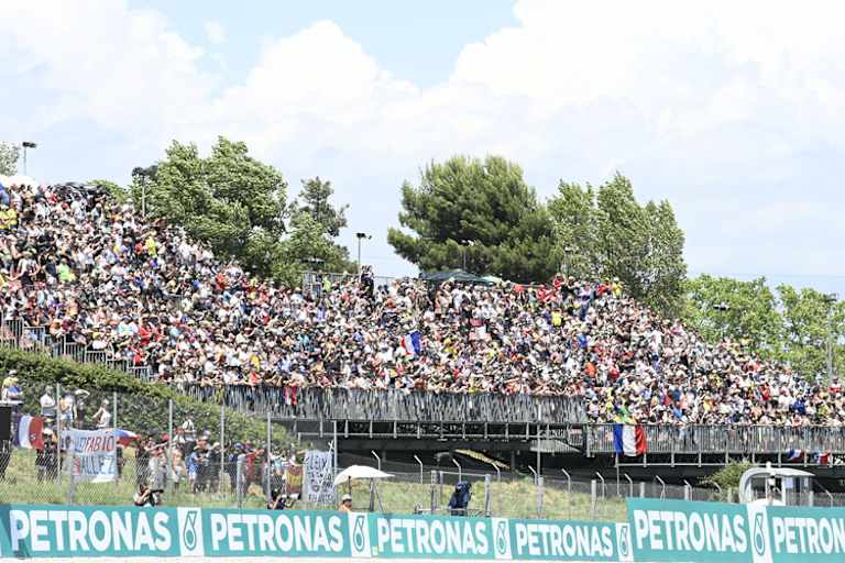 Die Organisatoren bieten günstige Preise