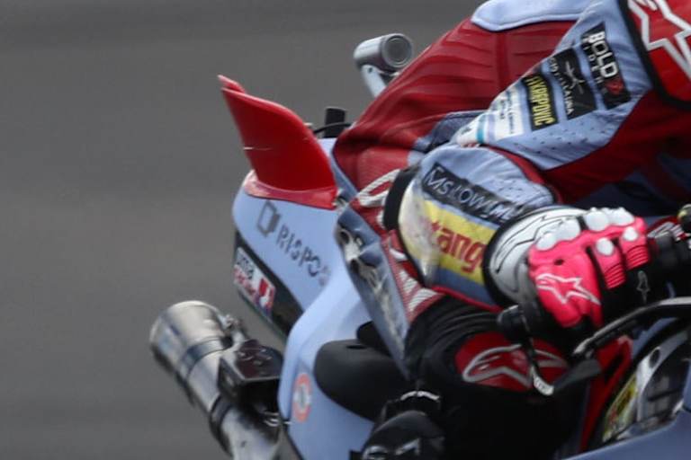 Neue Flügelchen an Bastianinis Ducati 