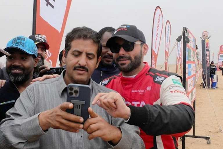 Yazeed Al-Rajhi (re)