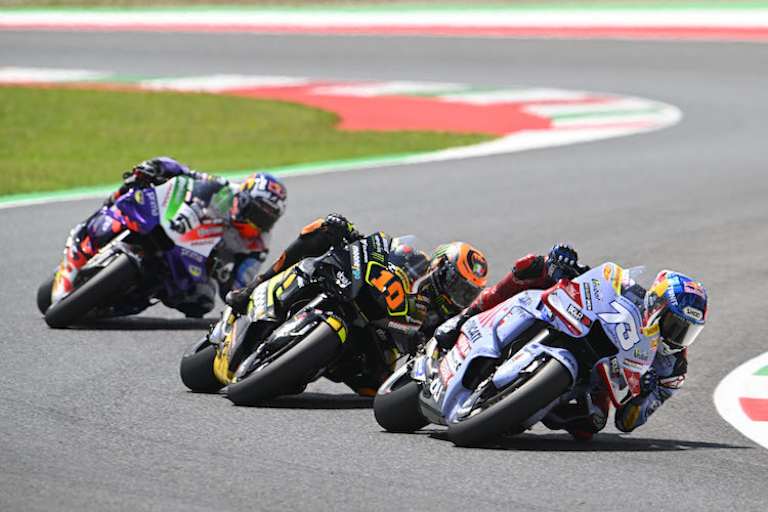 Alex Márquez hielt sich bis zu seinem Sturz im Verfolgerfeld von Pecco Bagnaia