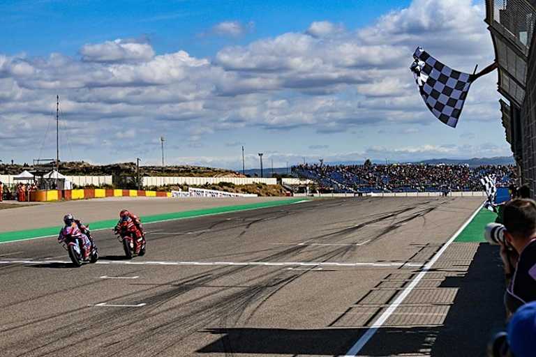 Knappe Zieldurchfahrt: Sieger Bastianini vor Bagnaia