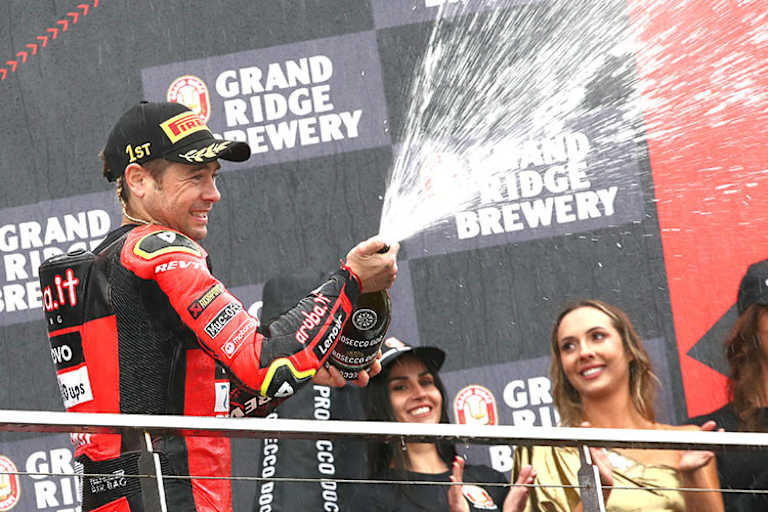 Die Superbike-WM gewann Bautista 2022 mit 72 Punkten Vorsprung auf Toprak Razgatlioglu