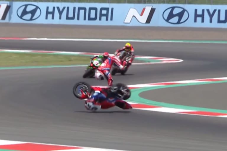 Iker Lecuona wurde hoch in die Luft geschleudert