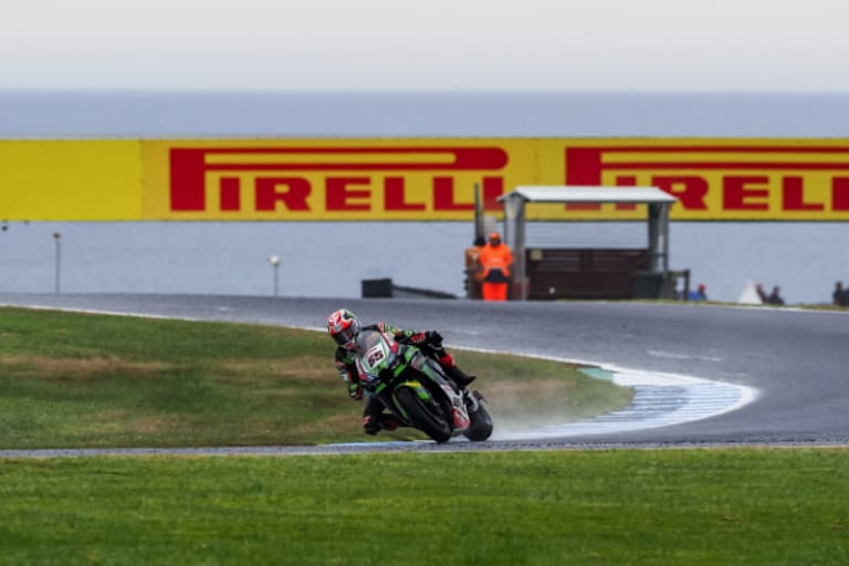 Jonathan Rea hatte im Regen den besten Durchblick