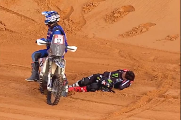 Romain Dumontier half bei der Absicherung der Unfallstelle