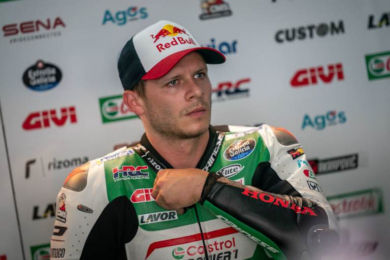 Stefan Bradl in der LCR-Castrol-Box