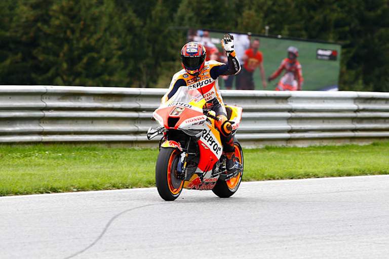 Stefan Bradl: Nach 28 Runden winkte er den 92.000 Zuschauern zu