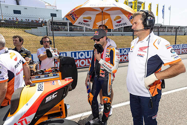 Stefan Bradl am Grid in Sachsen