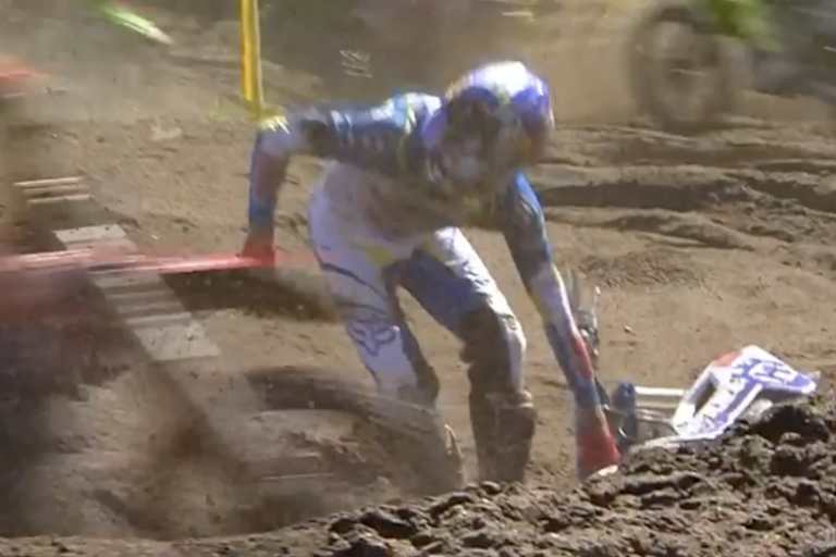 Polesetter Lucas Coenen stürzte zu Beginn des Rennens