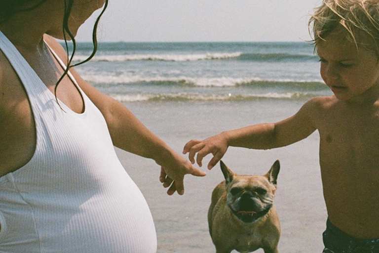 Courtney Roczen befindet sich in freudiger Erwartung