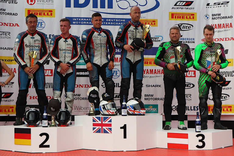 Podest bei der IDM Sidecar in Most