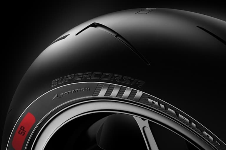 Pirelli Diablo Supersorsa SP: Auf der Strasse anreisen, auf der Rennstrecke schnelle Runden drehen