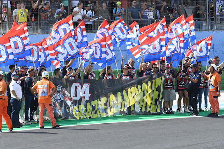 «Grazie Campione», steht auf diesem Transparent