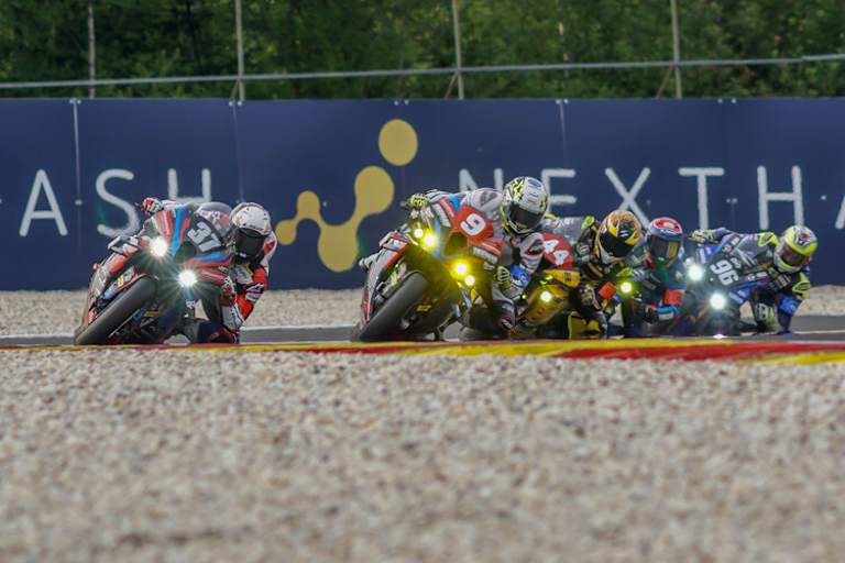 Jeremy Guarnoni führt eine Gruppe an