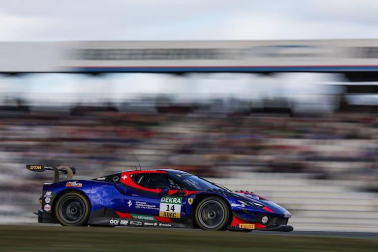  Jack Aitken konnte am Lausitzring im Emil Frey Racing Ferrari gewinnen