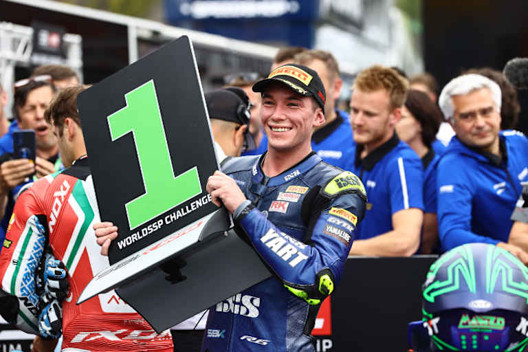 Tom Edwards auf der YART-R6