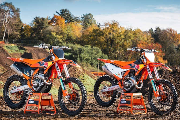 GASGAS 450F Factory Edition: Vorwärts stürmen mit dem roten Bullen