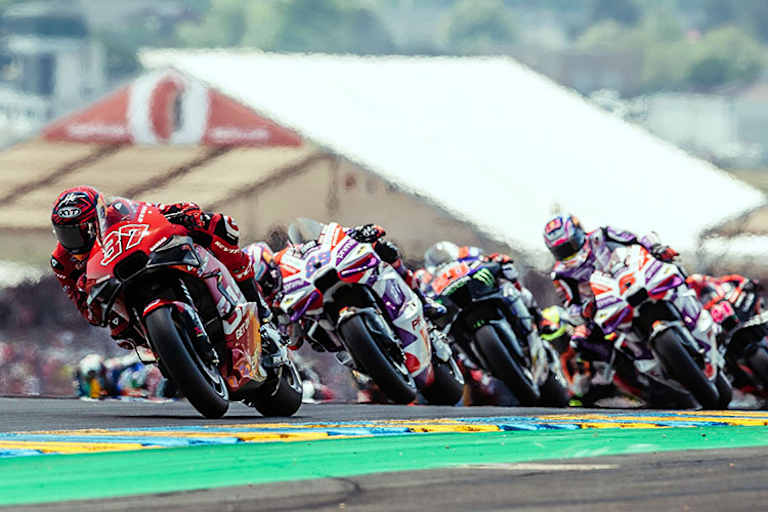 Le Mans-GP: Fernández (37) in bester Gesellschaft vor Martin (89), Quartararo, Zarco und Aleix Espargaró