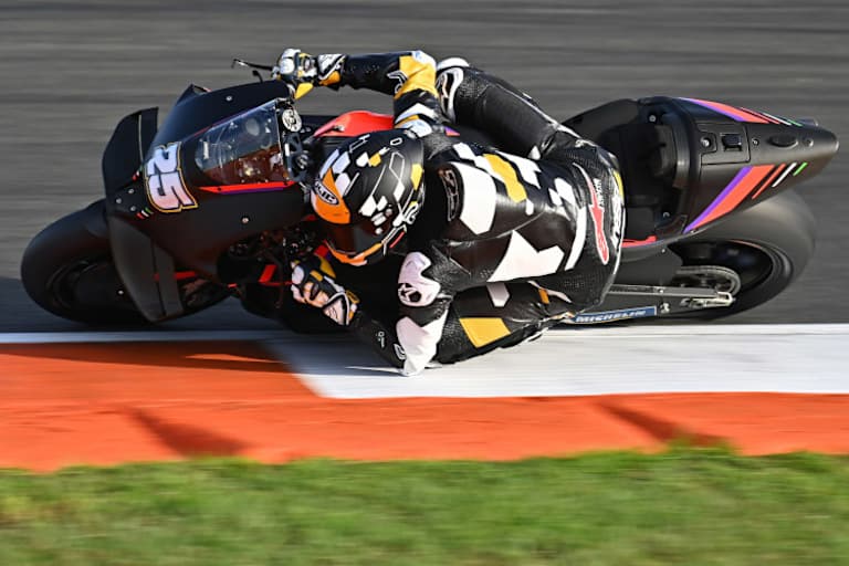 Valencia-Test: Raúls erster Tag auf der Aprilia RS-GP
