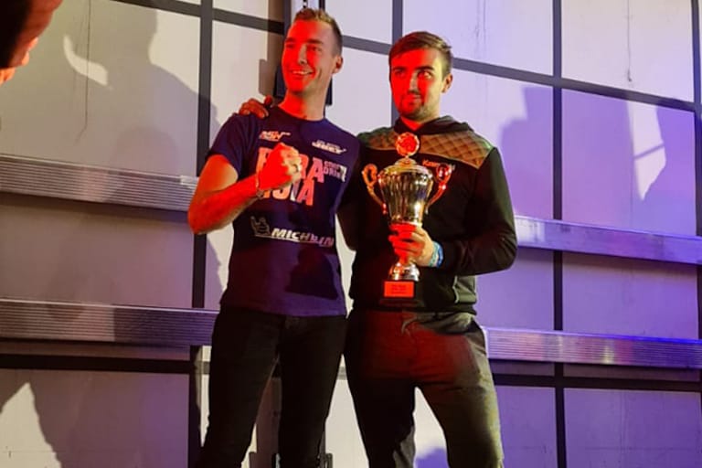 Joey den Besten mit Max Geenen (rechts)