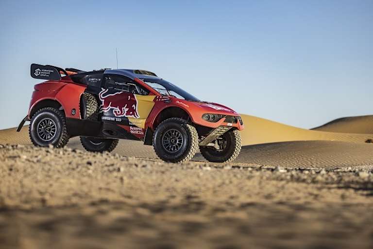 Der Prodrive Hunter von Sebastien Loeb und Fabian Lurquin