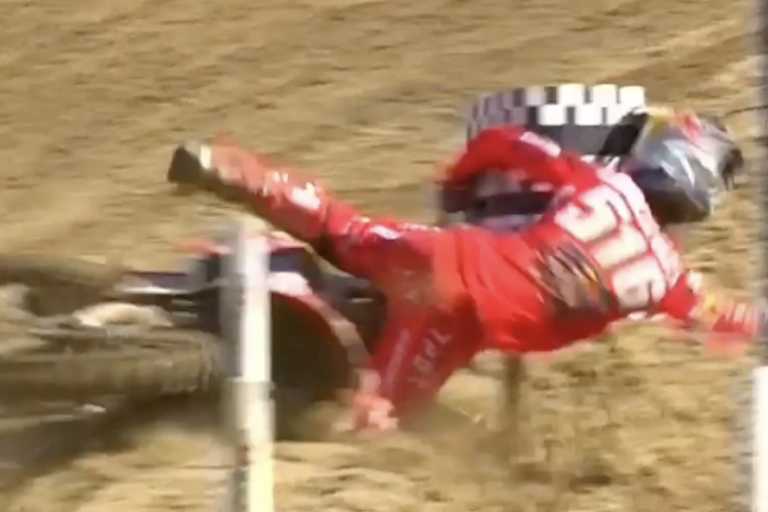 Simon Längenfelder stürzte im zweiten Lauf mehrfach