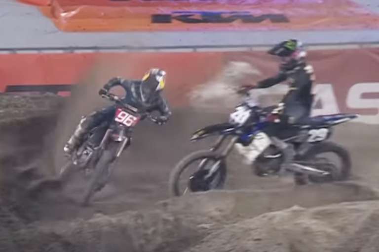 Lawrence gegen Trasher am Ende der Sandsektion, kurz vor der Kollision