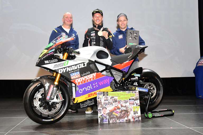 Jürgen Lingg, Domi Aegerter und Techniker Patrick Mellauner