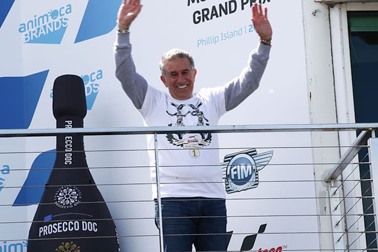 Jubelt auch als Teambesitzer: Jorge Martinez 