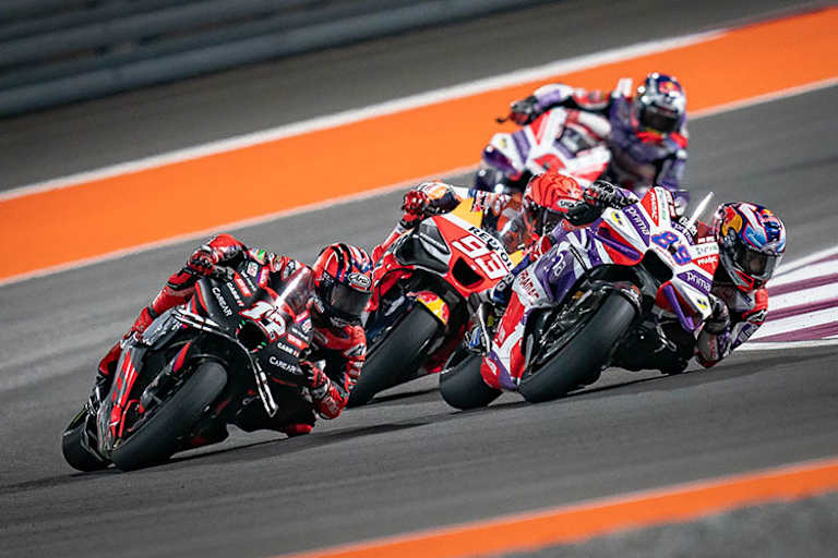 Spannende Fight: Martin (89) vor Viñales (12), Marc Márquez (95) und Zarco  
