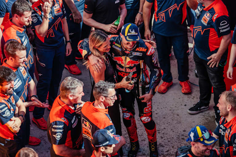 Valencia-Test: Jack Miller im Camouflage-Look