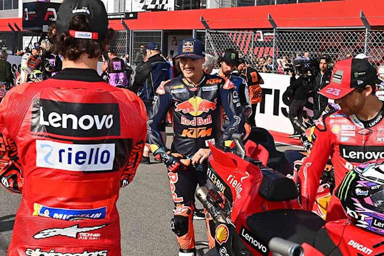 Jack Miller mit den Ducati-Stars Bagnaia (links) und Bastianini, der sein Nachfolger wurde