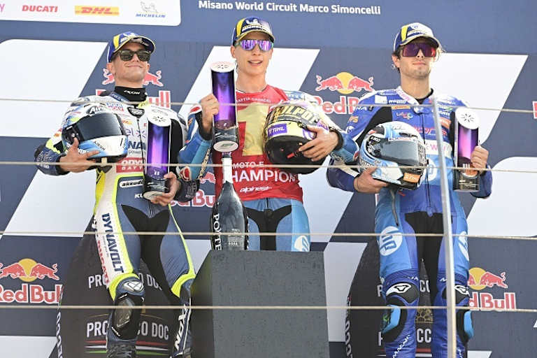 Neuer WM-Leader der MotoE: Mattia Casadei