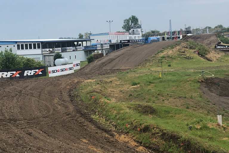 Blick auf das Fahrerlager am Donnerstag