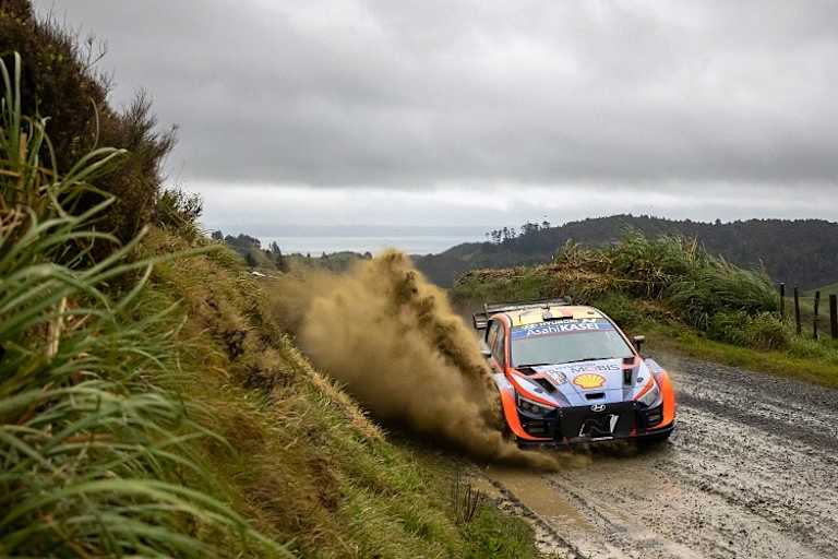   Thierry Neuville
